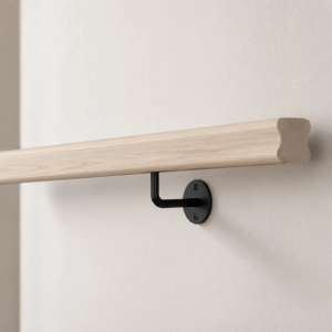 PORĘCZ JESIONOWA NA SCHODY OMEGA 5,5x4,5 POCHWYT DO BALUSTRADY 140 CM